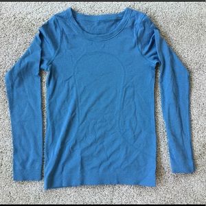 Lululemon long sleeve shirt